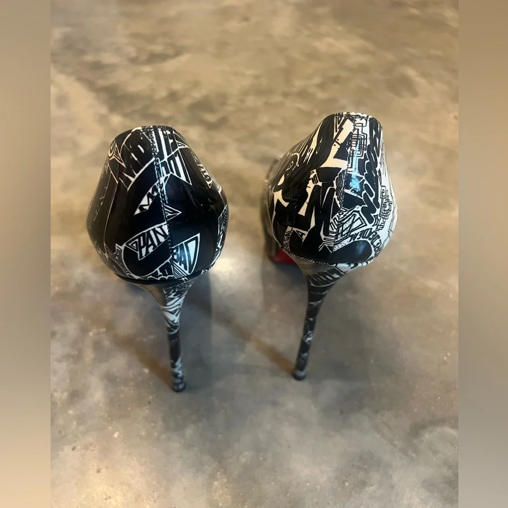 Authentic Christian Louboutin graffiti peep toe platform heels - Picture 5 of 9